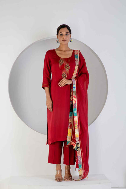 Red Kurta Set With Hand Embroidered