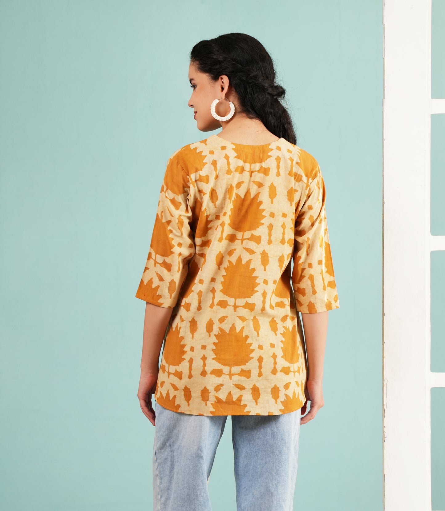 Amber Earth: Leaf Print V-Neck Pleated Tunic