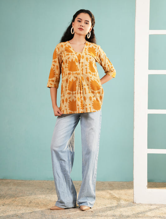 Amber Earth: Leaf Print V-Neck Pleated Tunic