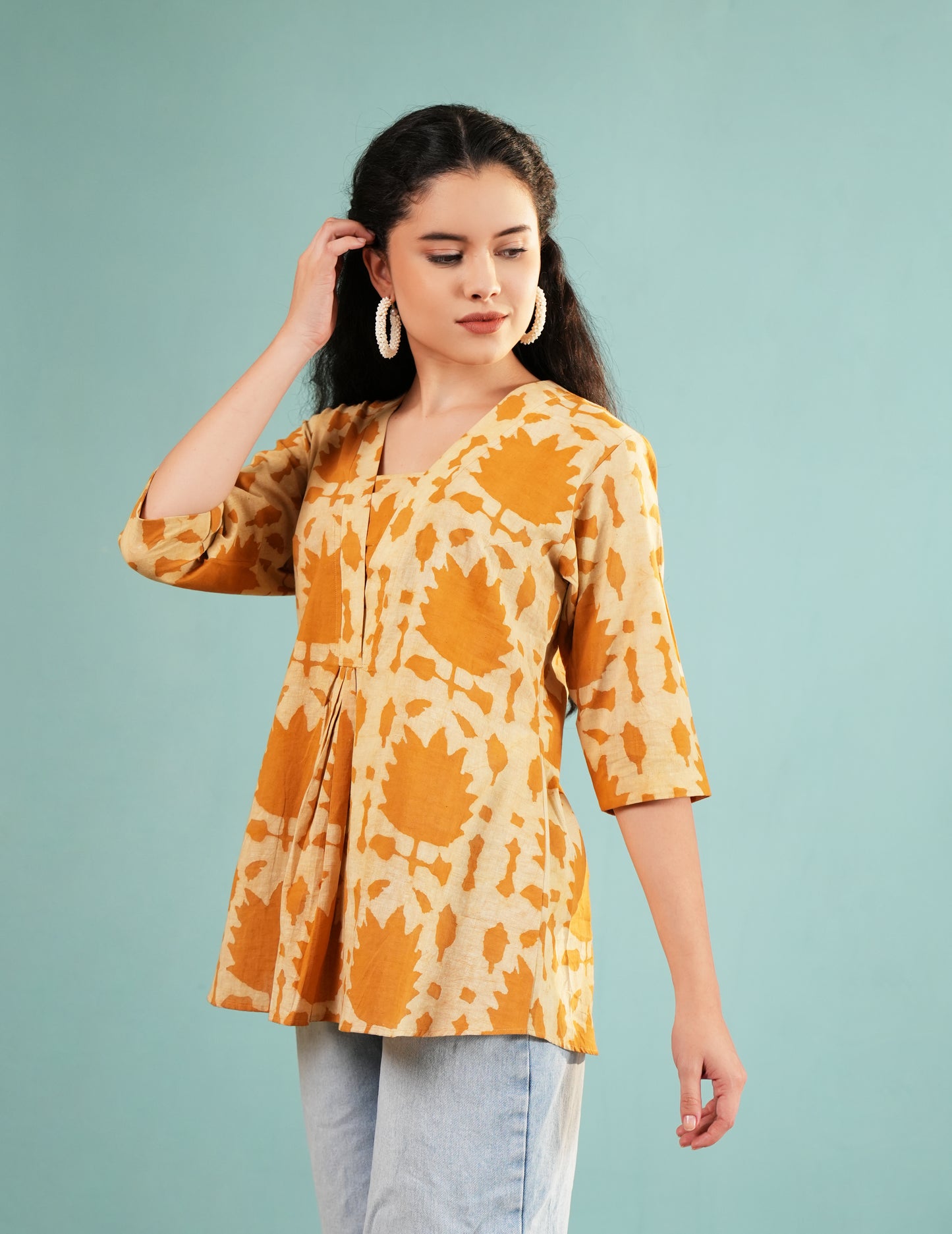 Amber Earth: Leaf Print V-Neck Pleated Tunic