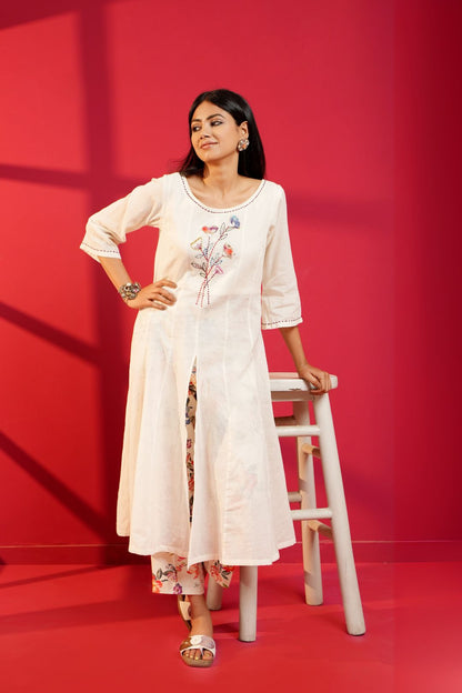 Off - White Hand - Embroidered Cotton Straight Kurta with Pant - Ritivesh By Ritika Aggarwal