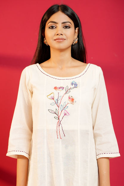 Off - White Hand - Embroidered Cotton Straight Kurta with Pant - Ritivesh By Ritika Aggarwal